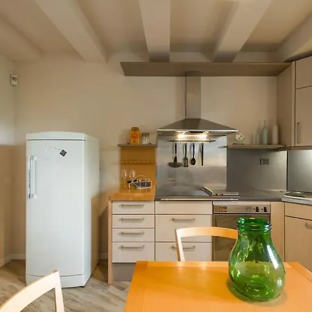 شقة Refined In - 77 Sqm - Air Conditioning